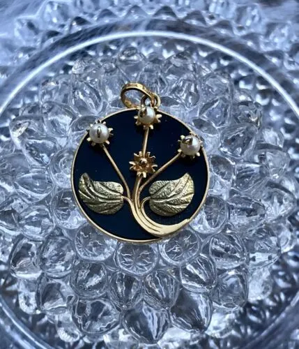 Antique 14k Gold Floral Pearl Pendant