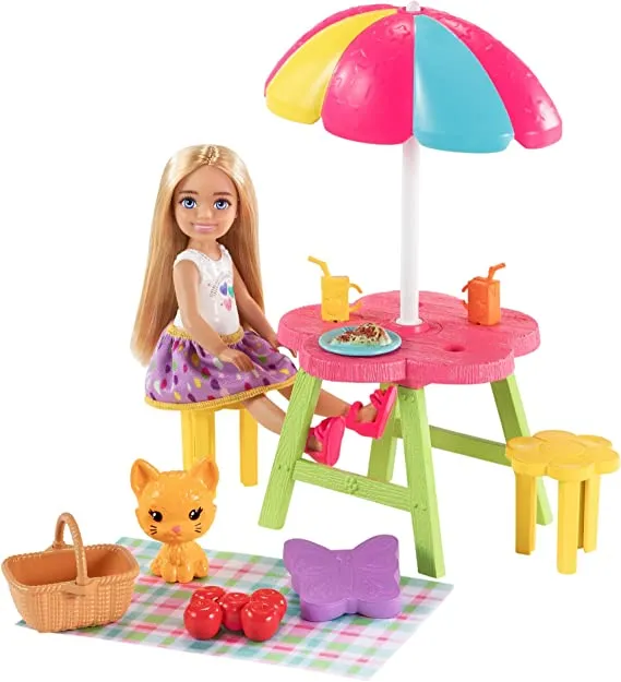 Barbie - Chelsea Picnic Playset HCK66