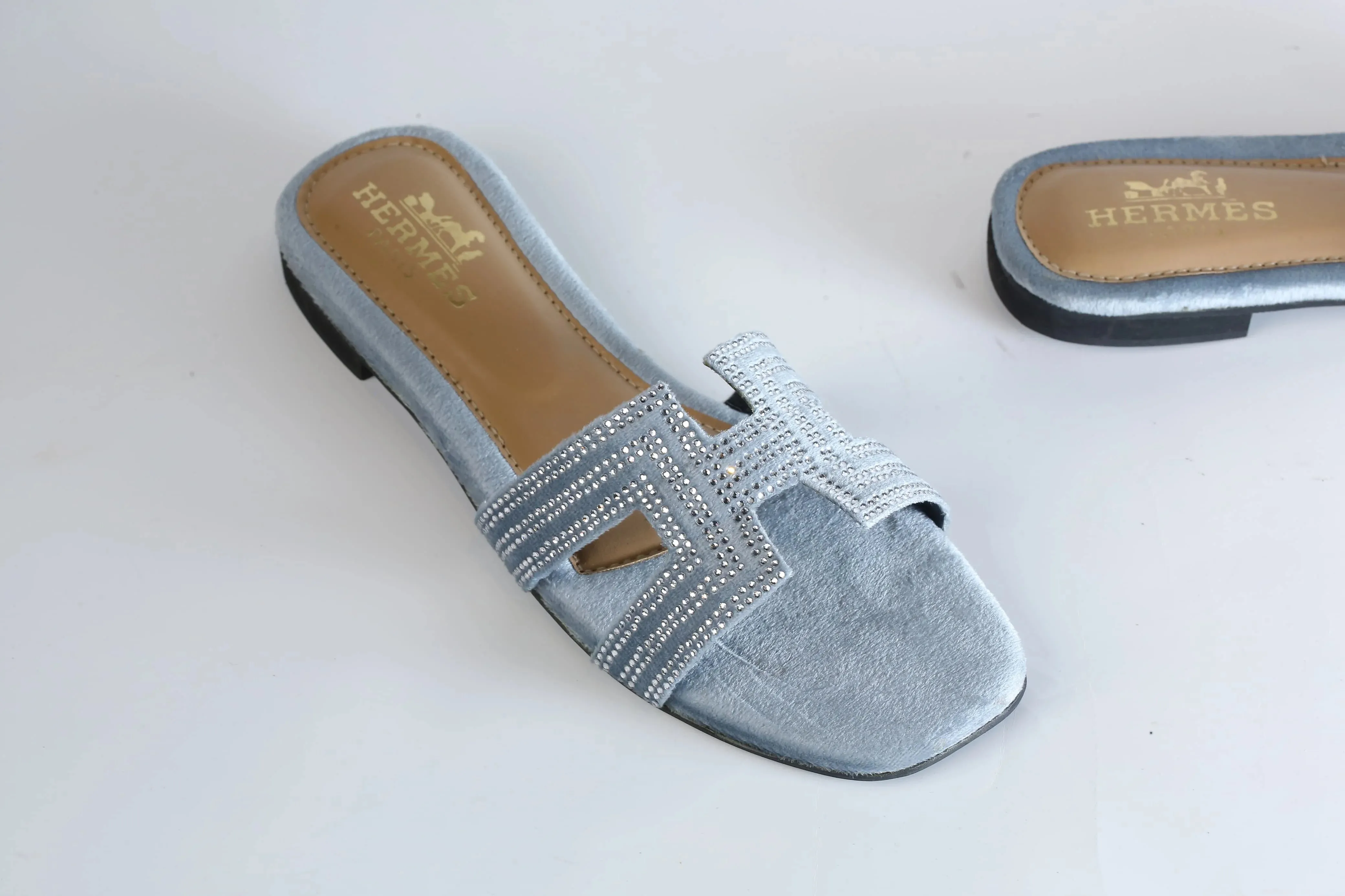 HERMES ORAN SANDAL - GREY